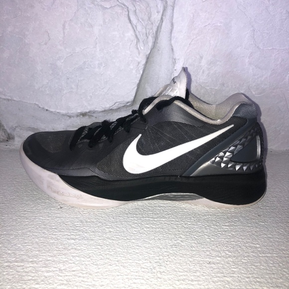 nike volleyball shoes 2017
